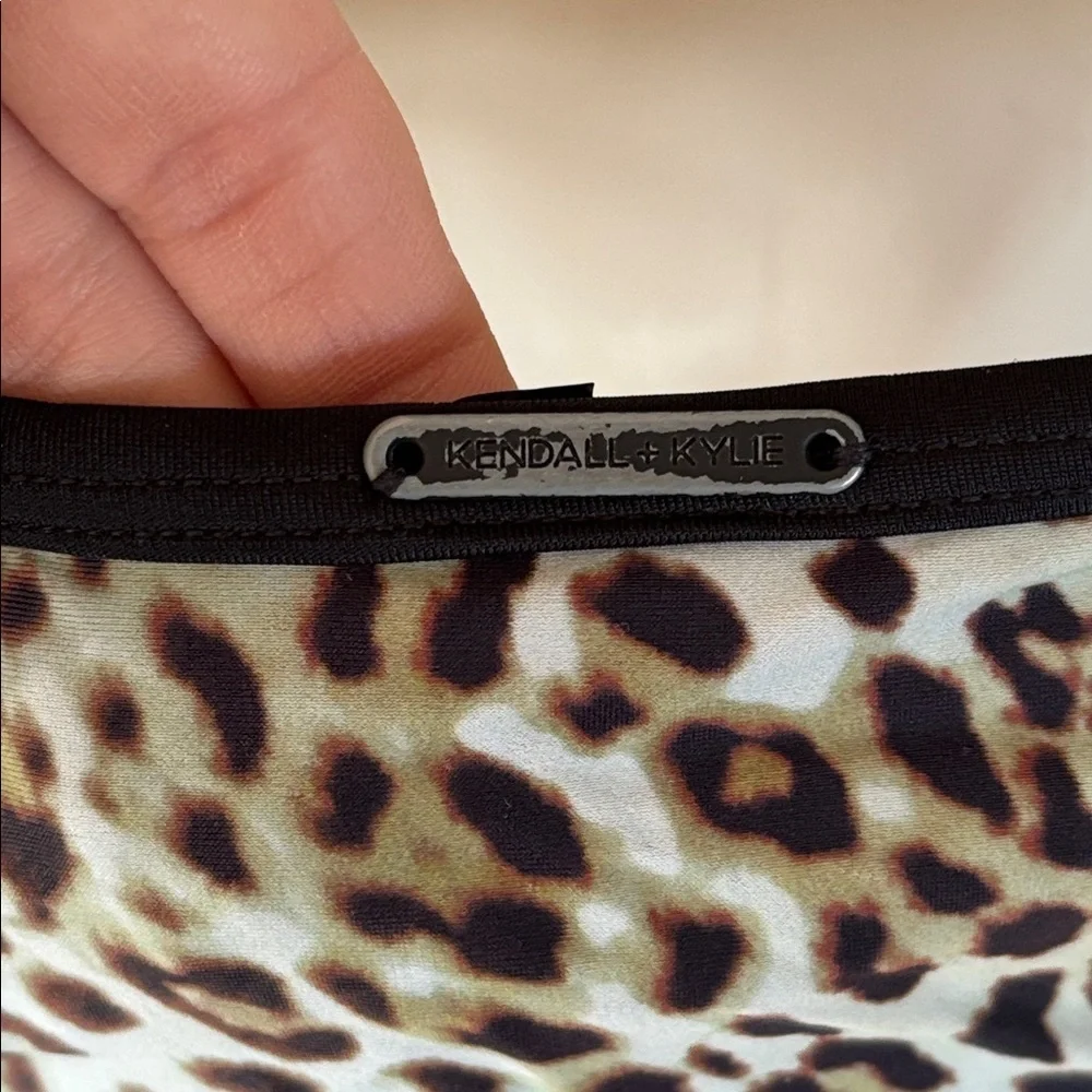 Kendall & Kylie 2-Piece Bandeau Bikini Strapless Cagey Animal Print Leopard